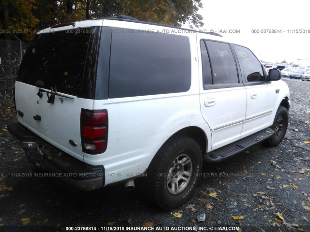 1FMPU16L8YLA41668 - 2000 FORD EXPEDITION XLT WHITE photo 4