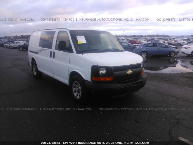 1GCSGAFX9B1136672 - 2011 CHEVROLET EXPRESS G1500  WHITE photo 1