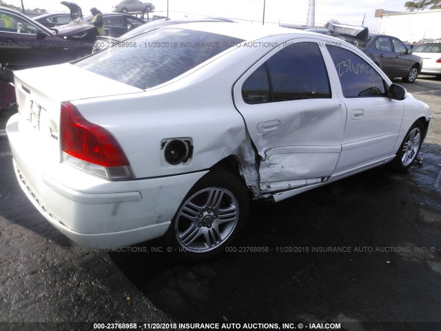 YV1RS592382681347 - 2008 VOLVO S60 2.5T WHITE photo 4