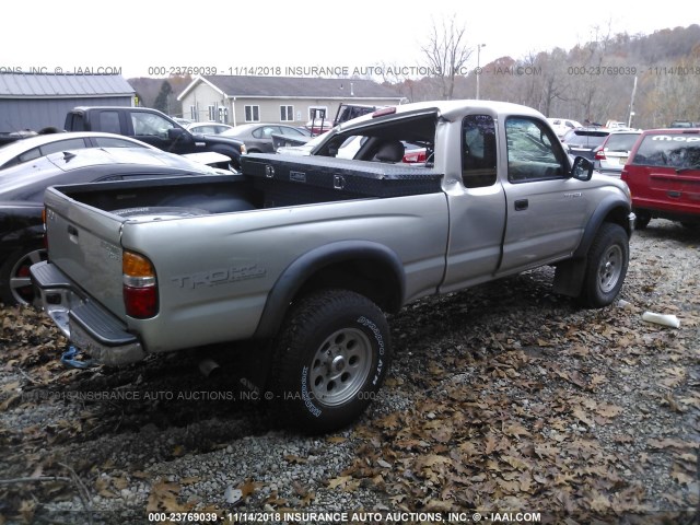 5TEWN72N44Z427877 - 2004 TOYOTA TACOMA XTRACAB SILVER photo 4