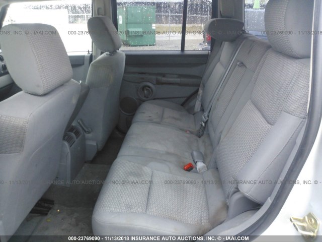 1J8HH48KX6C144700 - 2006 JEEP COMMANDER SILVER photo 8