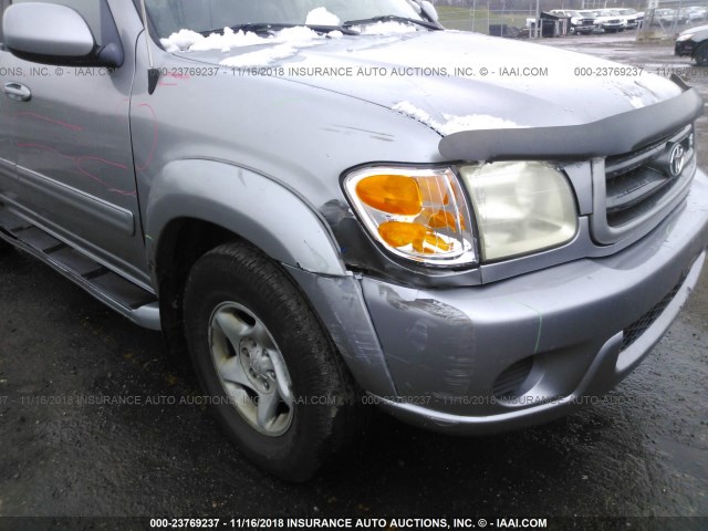 5TDBT44A42S065038 - 2002 TOYOTA SEQUOIA SR5 SILVER photo 6