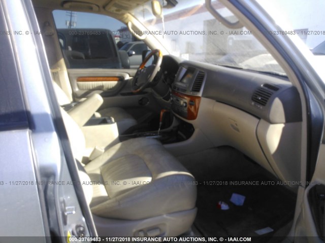 JTJHT00W233528668 - 2003 LEXUS LX 470 SILVER photo 5