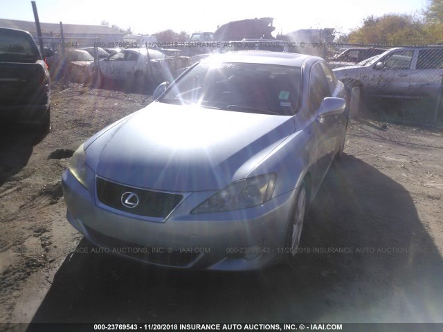 JTHBE262672012102 - 2007 LEXUS IS 350 BLUE photo 2