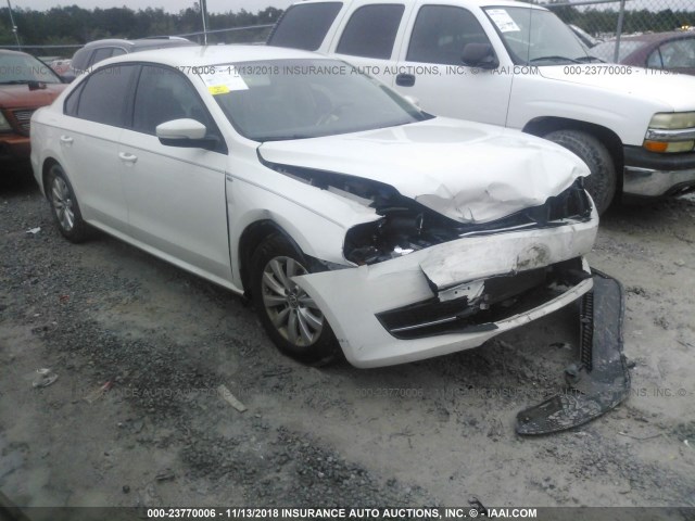 1VWAS7A31FC055433 - 2015 VOLKSWAGEN PASSAT S WHITE photo 1