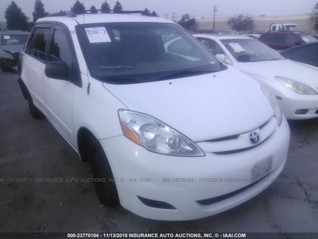 5TDKK4CC7AS313979 - 2010 TOYOTA SIENNA CE/LE WHITE photo 1