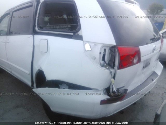 5TDKK4CC7AS313979 - 2010 TOYOTA SIENNA CE/LE WHITE photo 6