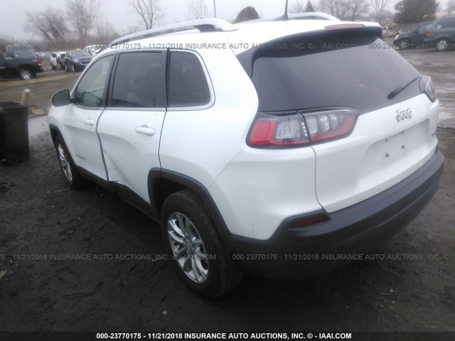 1C4PJLCB3KD148360 - 2019 JEEP CHEROKEE LATITUDE WHITE photo 3