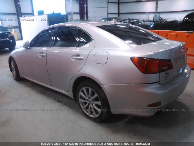 JTHCK262385026293 - 2008 LEXUS IS 250 SILVER photo 3