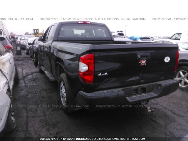 5TFUM5F13JX078090 - 2018 TOYOTA TUNDRA DOUBLE CAB SR/SR5 BLACK photo 3