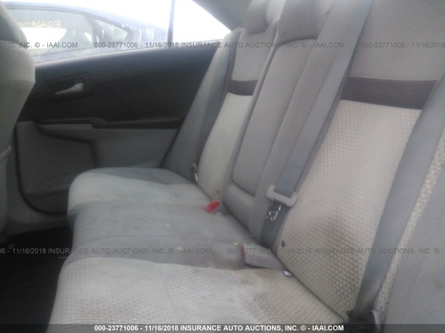 4T1BF1FK1CU543081 - 2012 TOYOTA CAMRY SE/LE/XLE GRAY photo 8