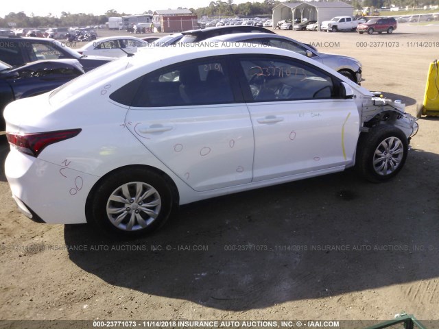 3KPC24A35JE023869 - 2018 HYUNDAI ACCENT SEL WHITE photo 4