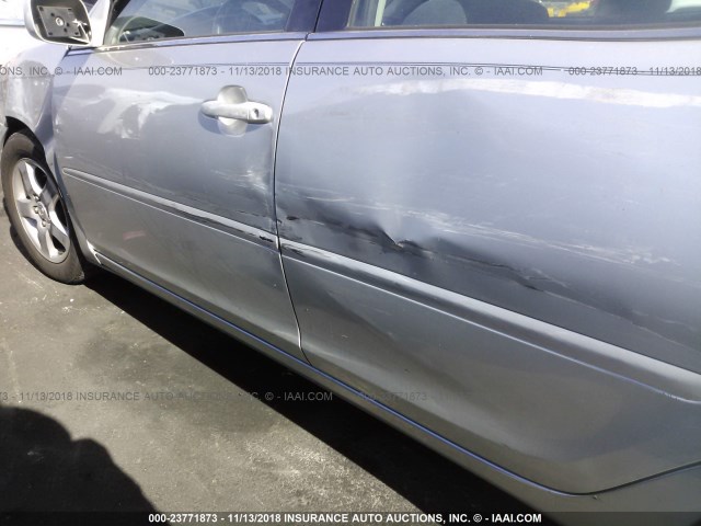 4T1BE32K04U810992 - 2004 TOYOTA CAMRY LE/XLE/SE SILVER photo 6