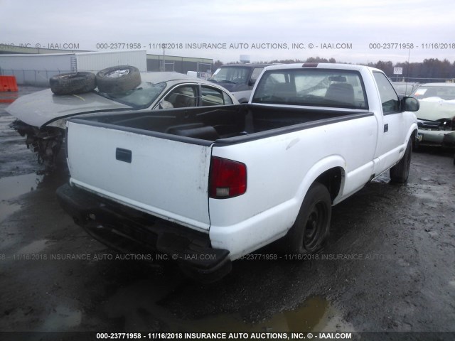 1GCCS145328242868 - 2002 CHEVROLET S TRUCK S10 WHITE photo 4