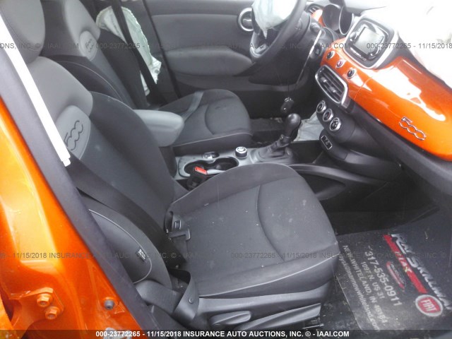 ZFBCFYBT8GP384065 - 2016 FIAT 500X EASY ORANGE photo 5