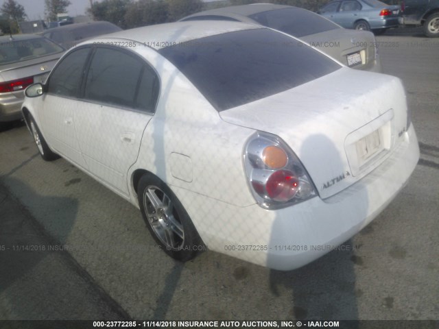 1N4AL11DX3C205708 - 2003 NISSAN ALTIMA S/SL WHITE photo 3