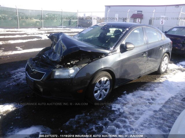 1G1PA5SG8D7154688 - 2013 CHEVROLET CRUZE LS BLACK photo 2