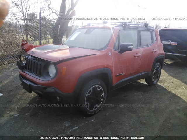 ZACCJBCT6FPB78624 - 2015 JEEP RENEGADE TRAILHAWK ORANGE photo 2