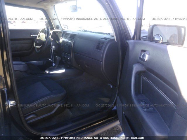 5GTDN13E778190805 - 2007 HUMMER H3 BLACK photo 5