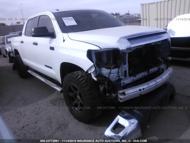 5TFEY5F18EX166115 - 2014 TOYOTA TUNDRA CREWMAX SR5 WHITE photo 1