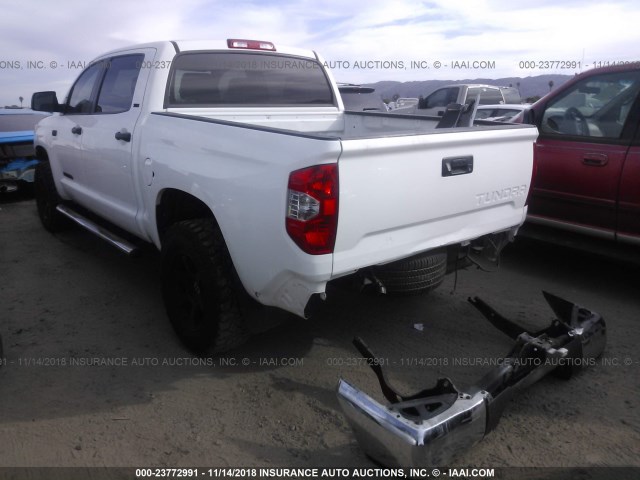 5TFEY5F18EX166115 - 2014 TOYOTA TUNDRA CREWMAX SR5 WHITE photo 3