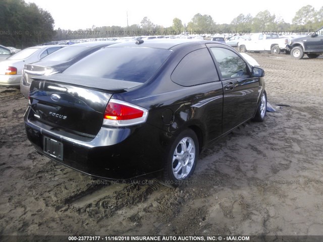 1FAHP33N68W117328 - 2008 FORD FOCUS SE/SEL/SES BLACK photo 4