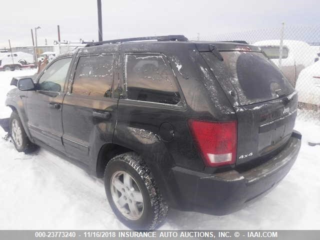1J4GR48K35C660180 - 2005 JEEP GRAND CHEROKEE LAREDO/COLUMBIA/FREEDOM BLACK photo 3