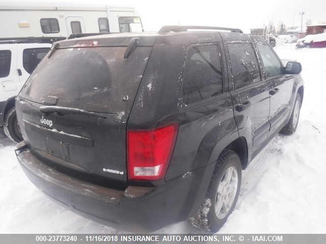 1J4GR48K35C660180 - 2005 JEEP GRAND CHEROKEE LAREDO/COLUMBIA/FREEDOM BLACK photo 4