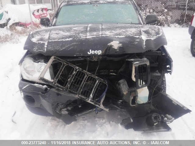 1J4GR48K35C660180 - 2005 JEEP GRAND CHEROKEE LAREDO/COLUMBIA/FREEDOM BLACK photo 6