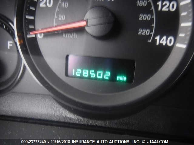 1J4GR48K35C660180 - 2005 JEEP GRAND CHEROKEE LAREDO/COLUMBIA/FREEDOM BLACK photo 7