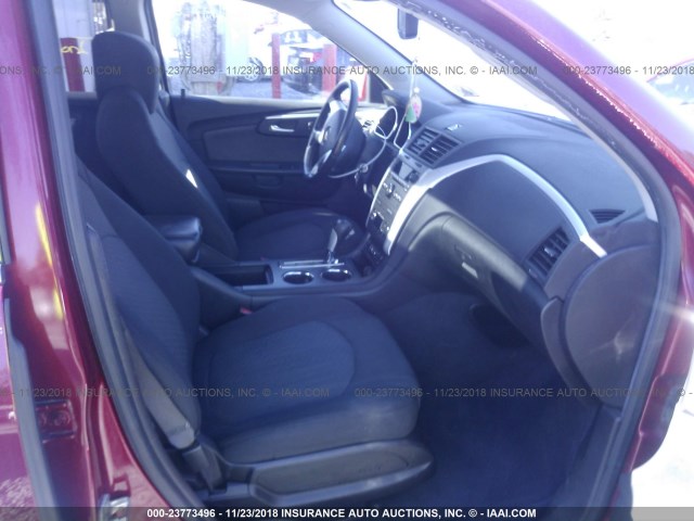 1GNKRJED8CJ224266 - 2012 CHEVROLET TRAVERSE LT RED photo 5