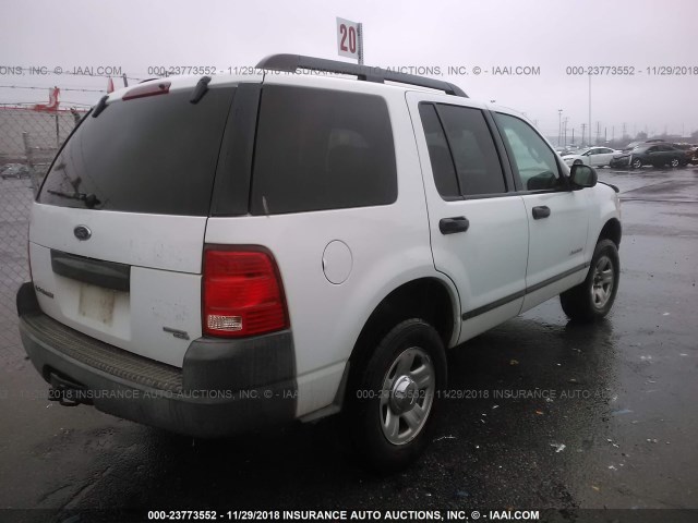 1FMZU72E35ZA75674 - 2005 FORD EXPLORER XLS/XLS SPORT WHITE photo 4