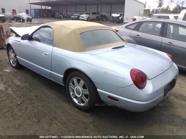 1FAHP60A24Y111110 - 2004 FORD THUNDERBIRD  BLUE photo 3