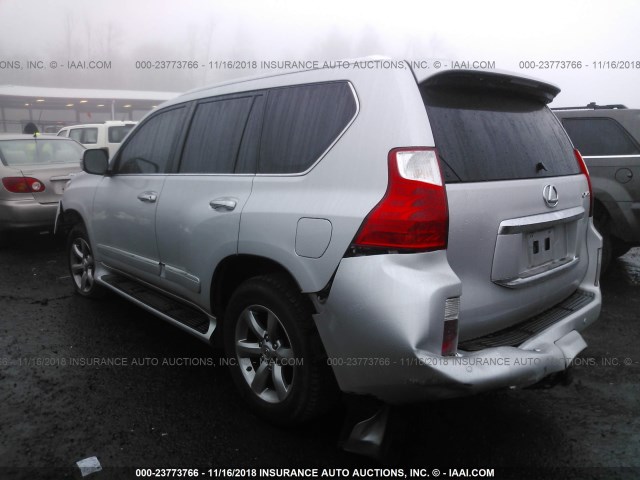 JTJJM7FX6C5039587 - 2012 LEXUS GX PREMIUM SILVER photo 3