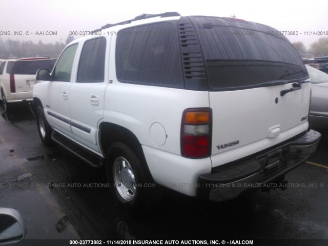 1GKEK13Z83J251075 - 2003 GMC YUKON WHITE photo 3