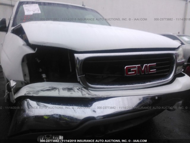 1GKEK13Z83J251075 - 2003 GMC YUKON WHITE photo 6