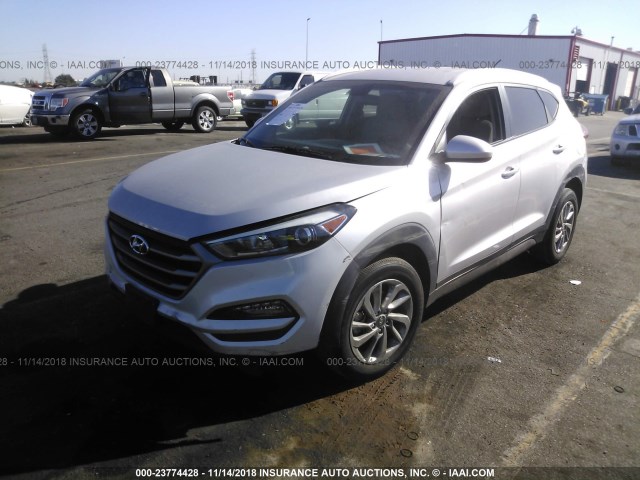 KM8J33A40GU110916 - 2016 HYUNDAI TUCSON LIMITED/SPORT AND ECO/SE SILVER photo 2