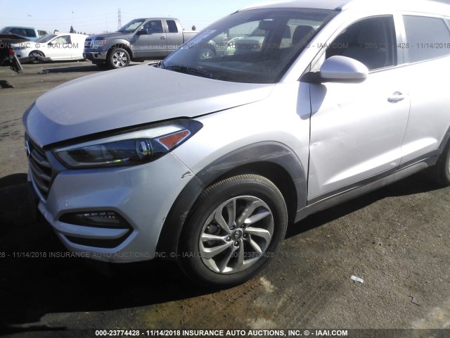 KM8J33A40GU110916 - 2016 HYUNDAI TUCSON LIMITED/SPORT AND ECO/SE SILVER photo 6