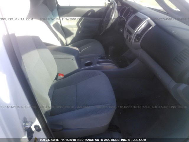 5TFTX4CNXBX008043 - 2011 TOYOTA TACOMA ACCESS CAB თეთრი ფოტო 5