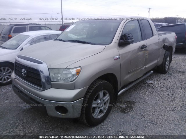 5TFBV54167X007143 - 2007 TOYOTA TUNDRA DOUBLE CAB SR5 GOLD photo 2