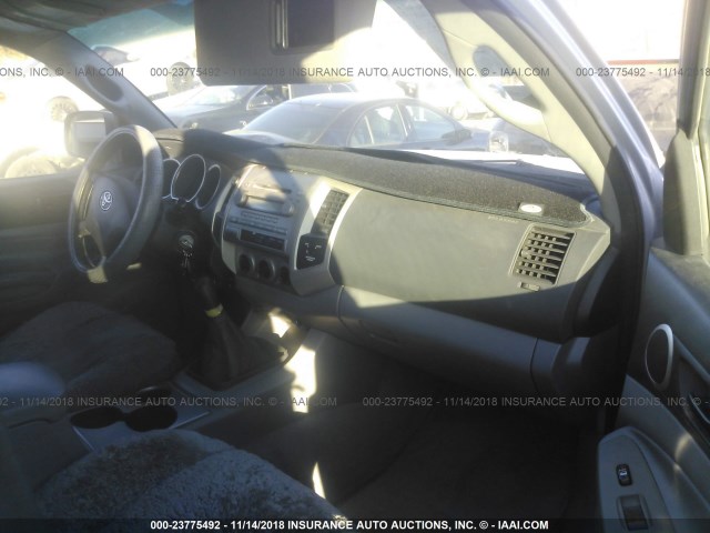 5TETX22N86Z151254 - 2006 TOYOTA TACOMA ACCESS CAB ვერცხლისფერი ფოტო 5