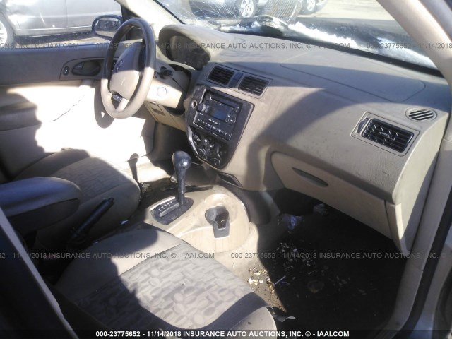 1FAFP34N25W209084 - 2005 FORD FOCUS ZX4 TAN photo 5