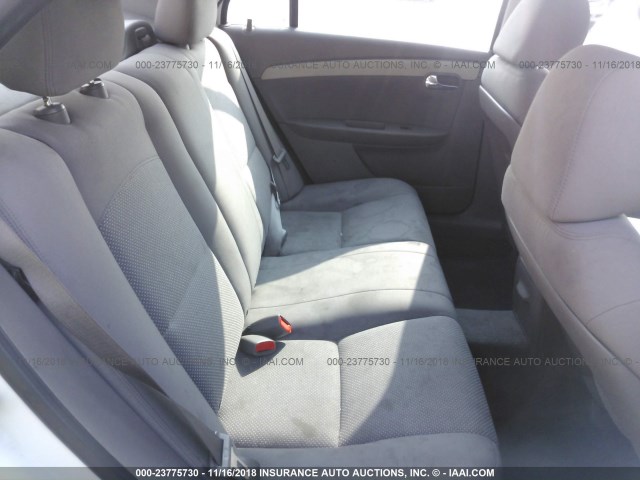 1G1ZC5E00CF287497 - 2012 CHEVROLET MALIBU 1LT WHITE photo 8