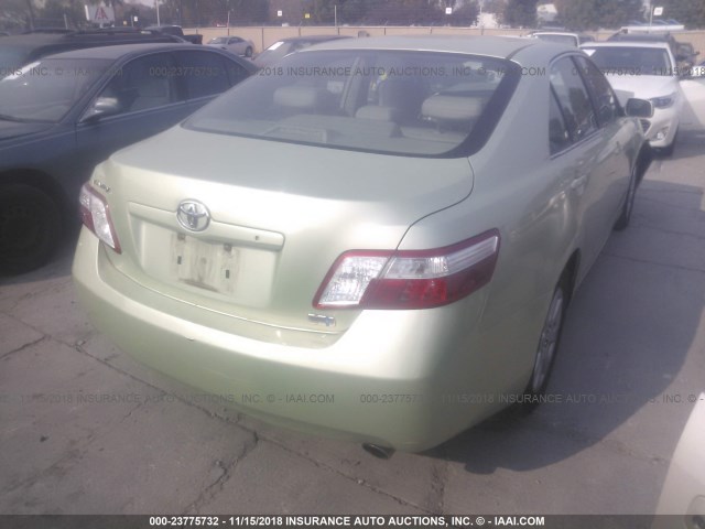 JTNBB46K573035639 - 2007 TOYOTA CAMRY NEW GENERAT HYBRID GREEN photo 4