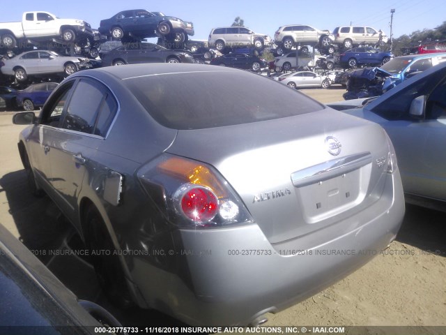 1N4BL21E28C141691 - 2008 NISSAN ALTIMA 3.5SE/3.5SL SILVER photo 3