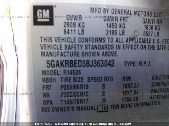 5GAKRBED3BJ363042 - 2011 BUICK ENCLAVE CXL SILVER photo 9