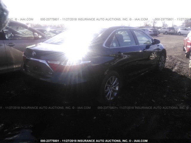 4T4BF1FK0GR576875 - 2016 TOYOTA CAMRY LE/XLE/SE/XSE BLACK photo 4