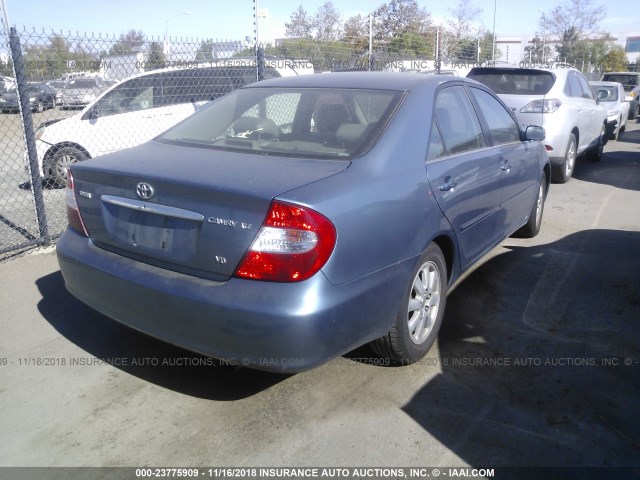 JTDBF30K220063422 - 2002 TOYOTA CAMRY LE/XLE/SE BLUE photo 4