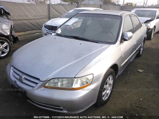 JHMCG66862C001761 - 2002 HONDA ACCORD EX/SE SILVER photo 2