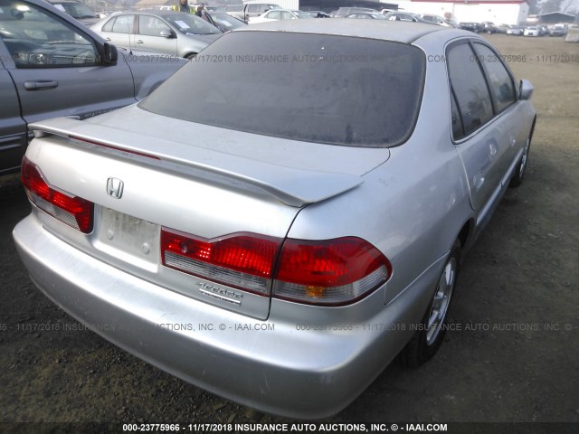 JHMCG66862C001761 - 2002 HONDA ACCORD EX/SE SILVER photo 4